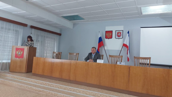 Олег Водопьянов провел заседание 56 сессии Ленинского районного совета