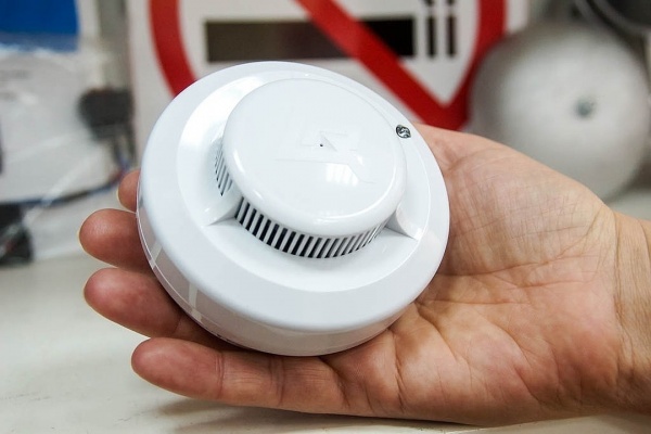 Установка и применение автономных дымовых пожарных извещателей