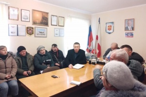 Руководство Ленинского района продолжает проводить выездные встречи с населением