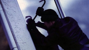 Ленинские полицейские раскрыли кражу из магазина