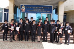 Старший юрисконсульт ОМВД России по Ленинскому району Нариман Решетов победил во II этапе Всероссийского конкурса на звание «Лучший по профессии» среди сотрудников правовых подразделений