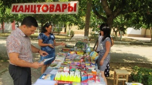 В Ленинском районе проведен выездной мониторинг торговых объектов, реализующих товары школьного ассортимента