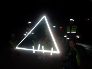 В Ленинском районе сотрудники ГИБДД и ЮИДовцы провели акцию «Пешеход, засветись!»