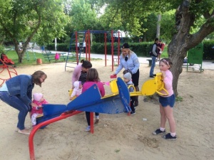 Сотрудники ГИБДД призывают водителей-родителей: «Пристегни самое дорогое!»