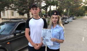 В Ленинском районе полицейские проводят профилактические встречи с населением