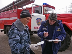 Сотрудники ГКУ РК «Пожарная охрана Республики Крым» продолжают проводить подворовые обходы