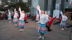 На площади РДК «Горизонт» состоялся праздничный концерт, посвященный пятой годовщине Крымской Весны