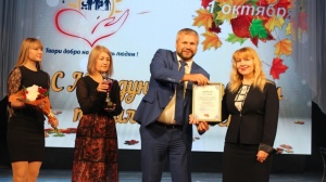 Коллективы художественной самодеятельности Ленинского района приняли участие в Гала-концерте победителей Фестиваля художественной самодеятельности граждан пожилого возраста