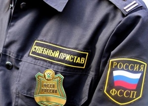 Сирота из Ленинского района получит жилье благодаря судебным приставам