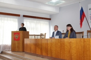 Екатерина Юровских провела расширенное аппаратное совещание