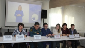 В Ленинском районе проведен семинар с представителями Фонда поддержки предпринимательства Крыма и контролирующих структур Ленинского района и Республики Крым