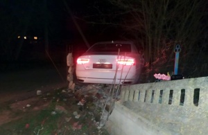 В Ленинском районе Крыма сотрудники полиции в результате погони задержали нетрезвого водителя, который пытался скрыться от наряда ДПС