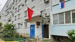 Знамёна Победы украсили дома ветеранов Великой Отечественной войны