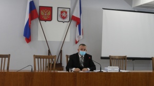 Председатель Ленинского районного совета Олег Водопьянов провел 19 сессию Ленинского районного совета 2-го созыва
