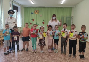 Госавтоинспекция Ленинского района провела День дорожной безопасности для самых маленьких участников дорожного движения