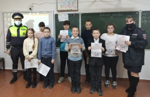 ​Госавтоинспекция в Ленинском районе проводит интерактивные уроки дорожной безопасности для школьников