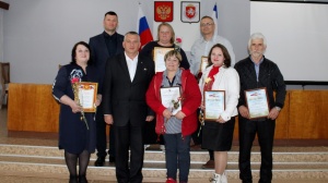 В Администрации Ленинского района прошло торжественное собрание, приуроченное ко Дню местного самоуправления