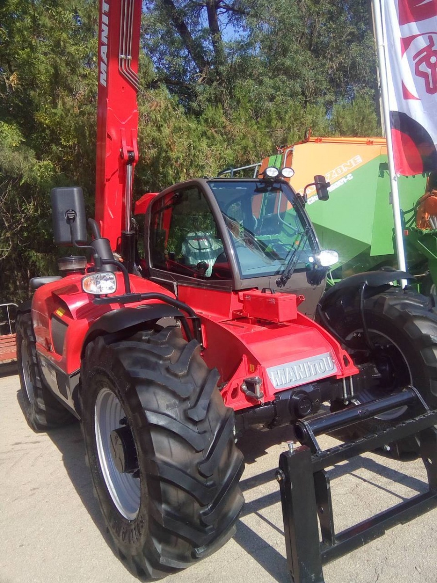 Делегация Ленинского района приняла участие в мероприятии, посвященное празднику Урожая 2018