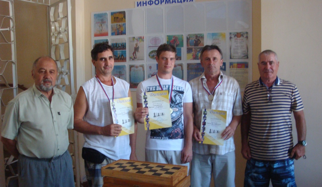 В Ленинском районе отметили День физкультурника