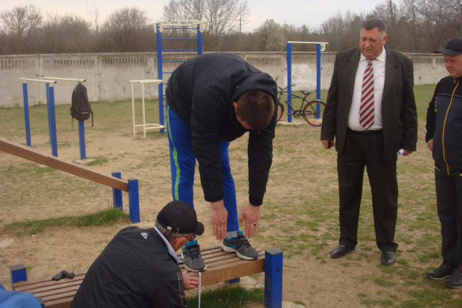 На стадионе пгт Ленино состоялось тестирование по выполнению норм Всероссийского физкультурно-спортивного комплекса «Готов к труду и обороне»(ГТО)