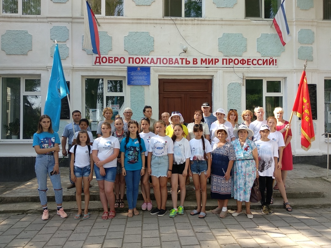 В Ленинском районе проведён автопробег, посвященный Дню партизан и подпольщиков