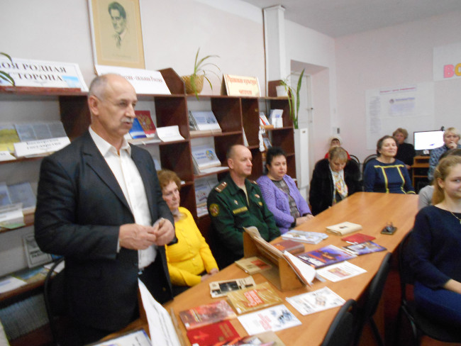 В Ленинской районной библиотеке прошел исторический экскурс «Над Ак – Монаем снова тишина»