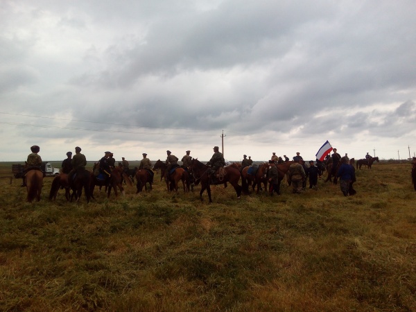 Встреча конного перехода казаков "Волгоград-Севастополь" в Батальном