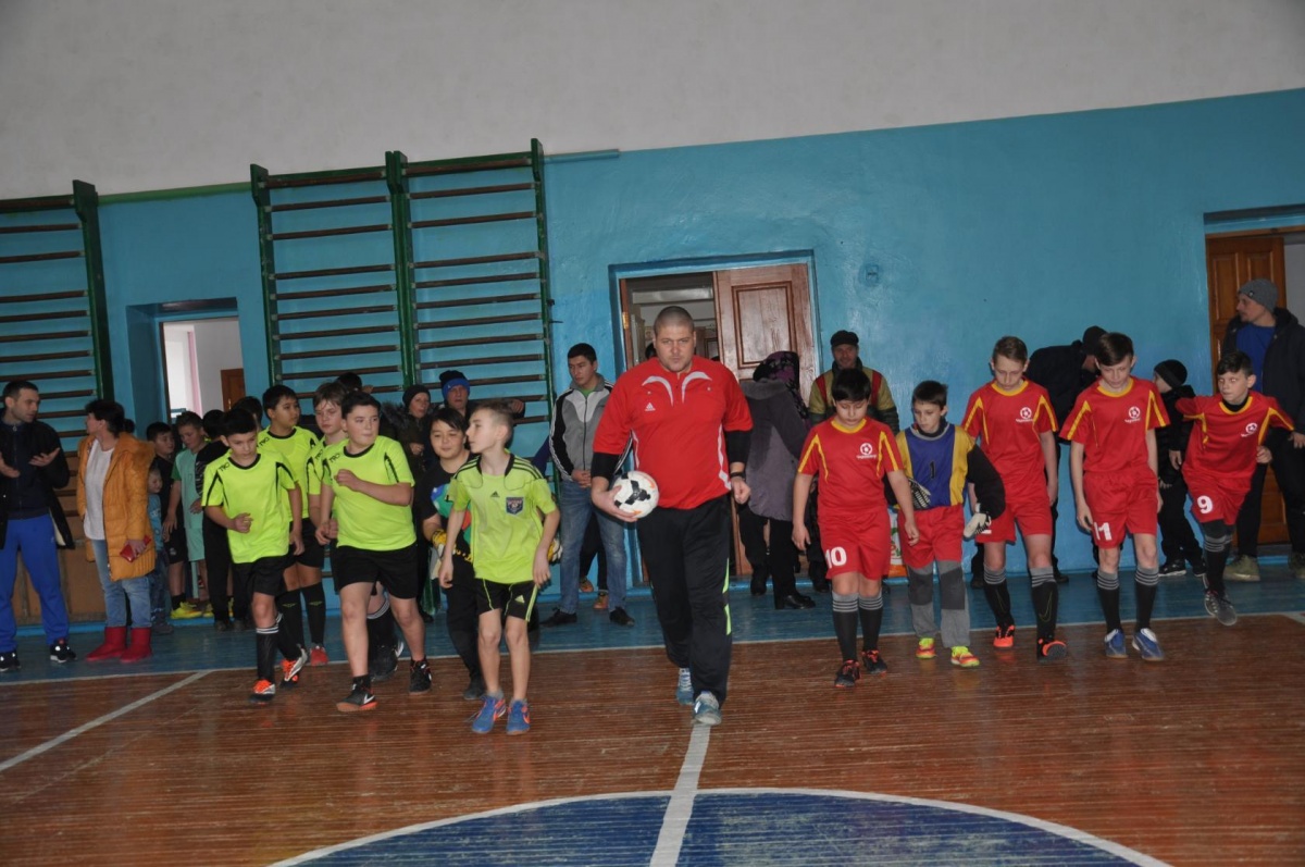 В Ленинском районе прошло закрытие Зимнего первенства Ленинского района по мини футболу среди детей 2005-2006 г.р. и 2007-2009 г.р.