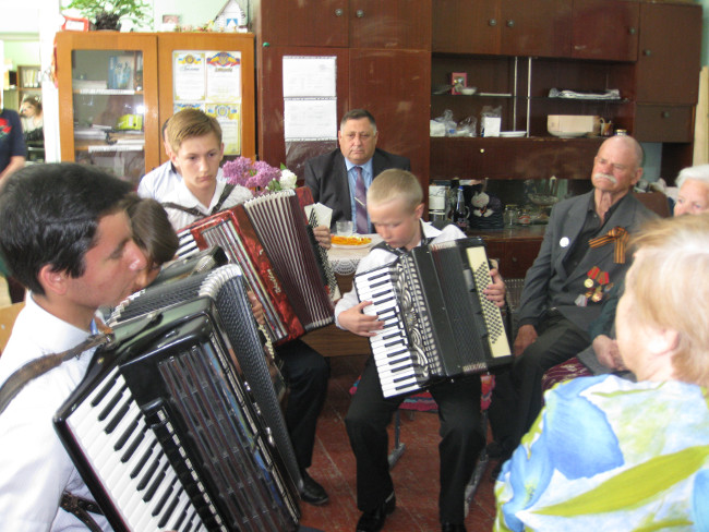 В социально-реабилитационном отделении дневного пребывания граждан пожилого возраста и инвалидов посёлка Ленино «Сударушка» состоялось мероприятие «Память сердца!»