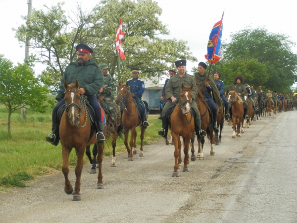 Встреча казачьего конного перехода