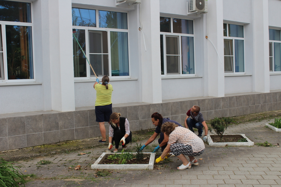На территории Ленинского района прошел Всекрымский экологический субботник