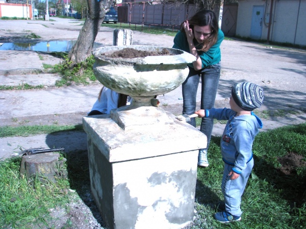 Акция &amp;quot;Украсим поселок&amp;quot; - подготовительные работы