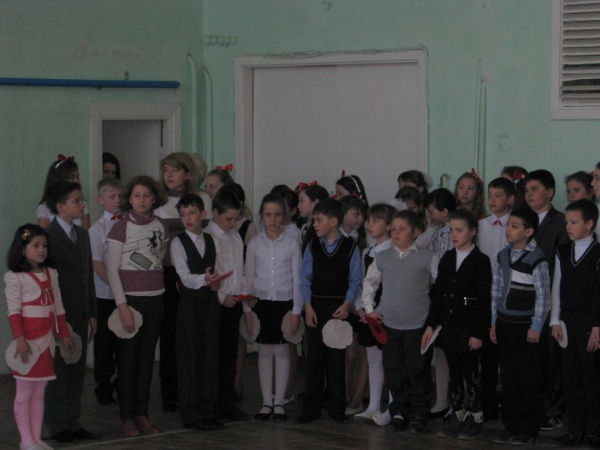 в школе № 1 п.Ленино