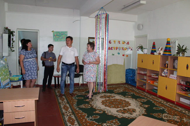 Александр Мачусский осуществил выезд в образовательные учреждения Ленинского района