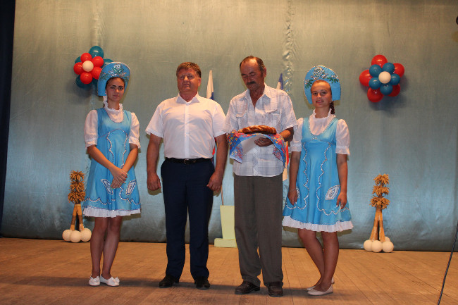 В Ленинском районе состоялось послеуборочное выездное совещание с руководителям сельскохозяйственных предприятий