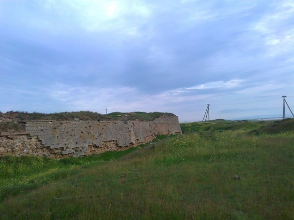 "Арабат" - крепость на Арабатской стрелке