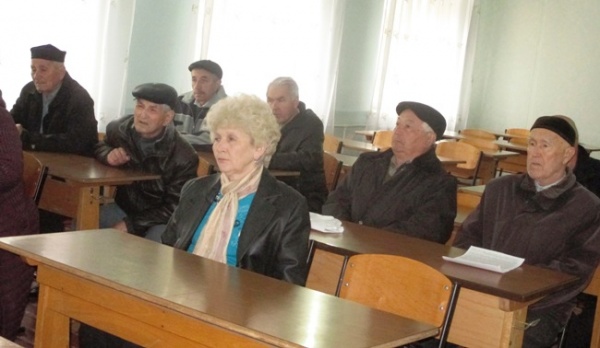 Совещание с представителями общественных объединений и организаций армянского, болгарского, греческого, крымскотатарского и немецкого народов.