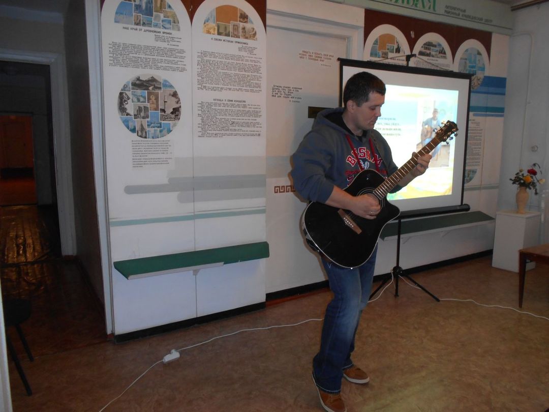 В Ленинском районе состоялась презентация новой книги наших земляков «Исповедь у Меотиды -6»