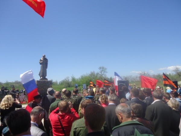 Перезахоронение солдат Великой Отечественной войны в с. Заветное