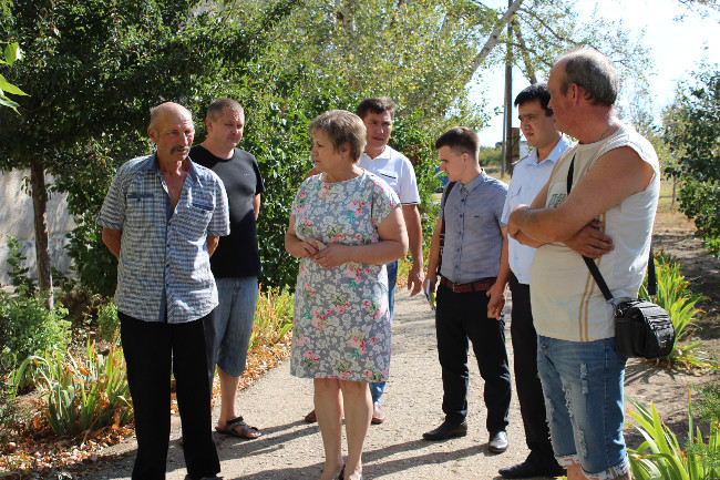 Александр Мачусский осуществил выезд в образовательные учреждения Ленинского района