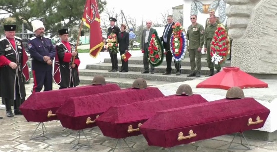 В Ленинском районе активно реализуется партийный проект «Историческая память»