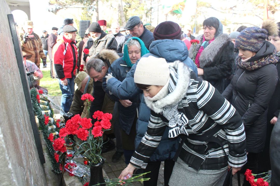 В посёлке Ленино состоялся торжественный митинг, посвященный Дню памяти о россиянах, исполнявших служебный долг за пределами Отечества и 30-годовщине вывода войск из Афганистана