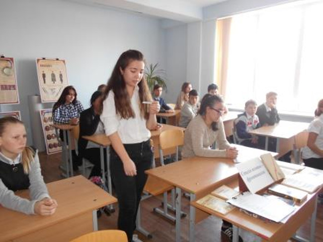 В Ленинской районной библиотеке прошел литературно-музыкальный час «Строки, добытые в боях»