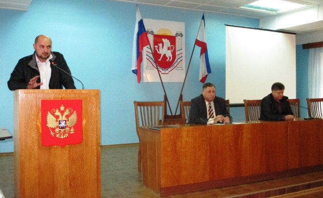 Александр Мачусский провел совещание с главами поселений района