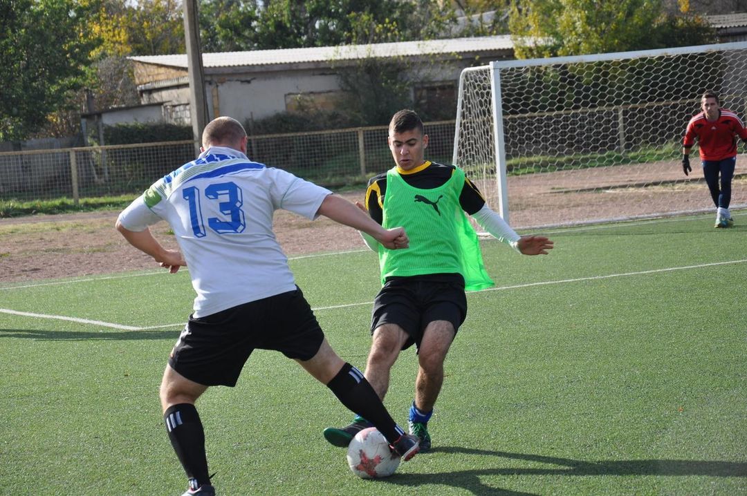 В посёлке Ленино состоялись спортивные соревнования, приуроченные ко Дню народного единства