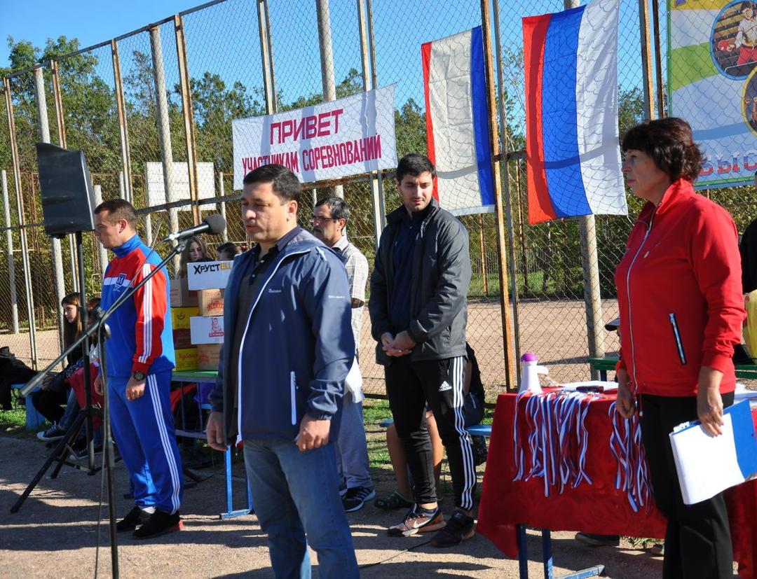 В пгт Ленино состоялся турнир по футболу среди юношей на Кубок Главы Администрации Ленинского района
