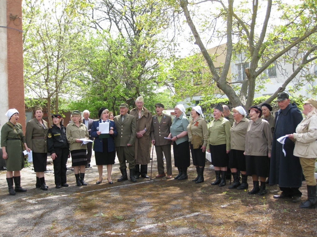 В Центр социального обслуживания граждан пожилого возраста и инвалидов Ленинского района состоялось праздничное мероприятие «Никогда не забывай про этот долгожданный май»