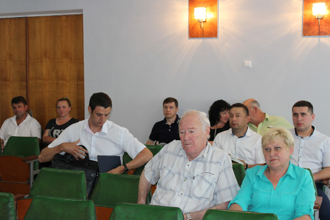 В Администрации Ленинского района прошло районное предуборочное совещание «День поля»