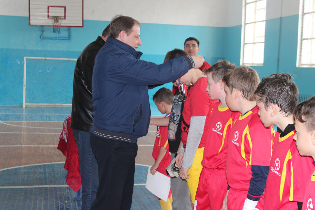 В Ленинском районе состоялось закрытие Зимнего первенства Ленинского района по мини-футболу среди детей 2005-2006 г.р.