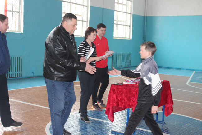 В Ленинском районе состоялось закрытие Зимнего первенства Ленинского района по мини-футболу среди детей 2005-2006 г.р.